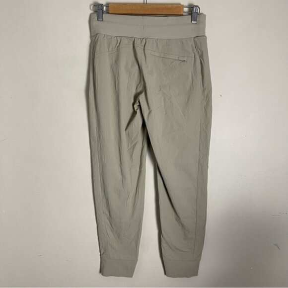 ATHLETA Trekkie North Jogger size 2 color Ecru Mid Rise Pants #405726 gorpcore - Picture 7 of 15